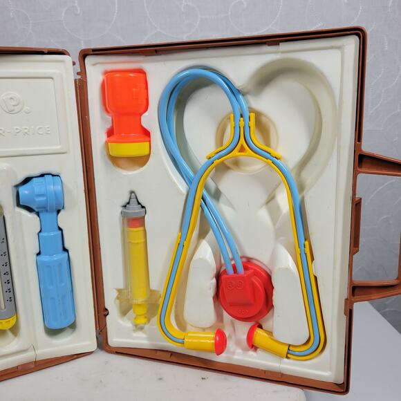 Vtg Fisher Price Medical Kit 1970s Dr Nurse Kit Case Kids Pretend Play Toy - Picture 7 of 15